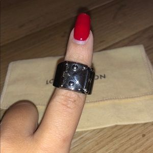 Louis Vuitton buckle ring